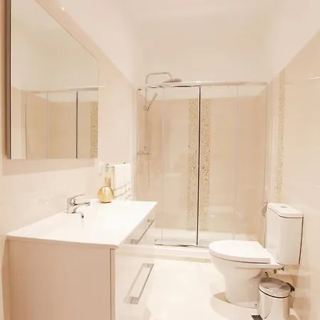 Glamorous Park Ed Vii Appartement
